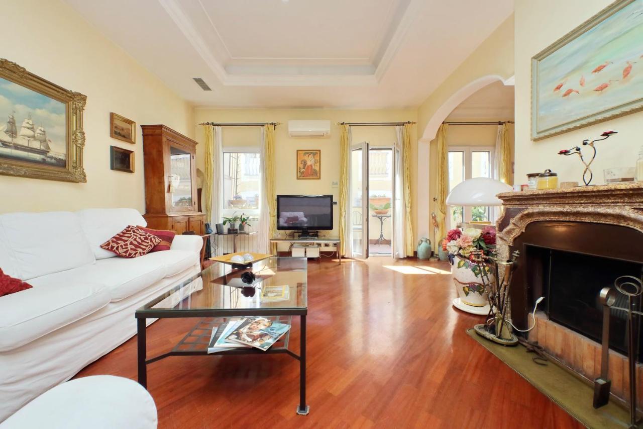 4Bnb - Luxury Trevi Apartment W Terrace Rom Exterior foto