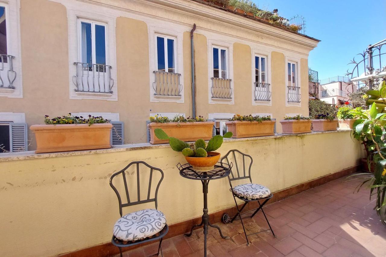 4Bnb - Luxury Trevi Apartment W Terrace Rom Exterior foto