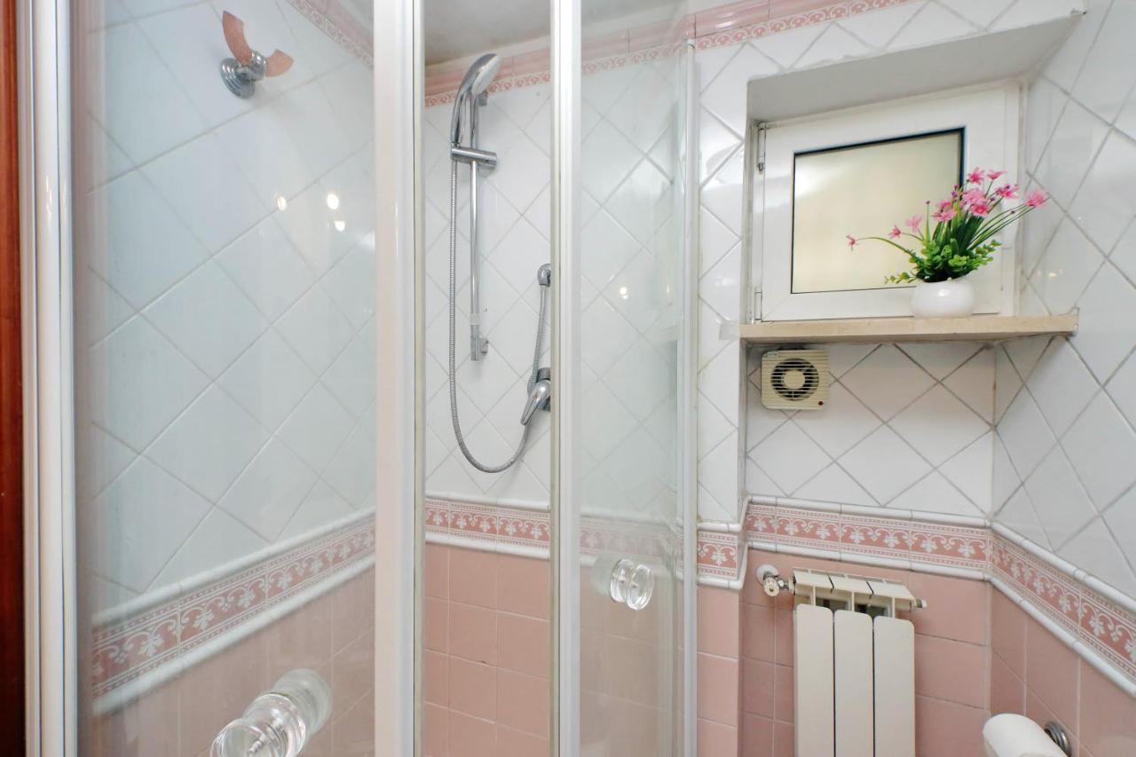 4Bnb - Luxury Trevi Apartment W Terrace Rom Exterior foto